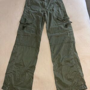 Women’s Olive Green Cargo Pants - Classic Utility Style